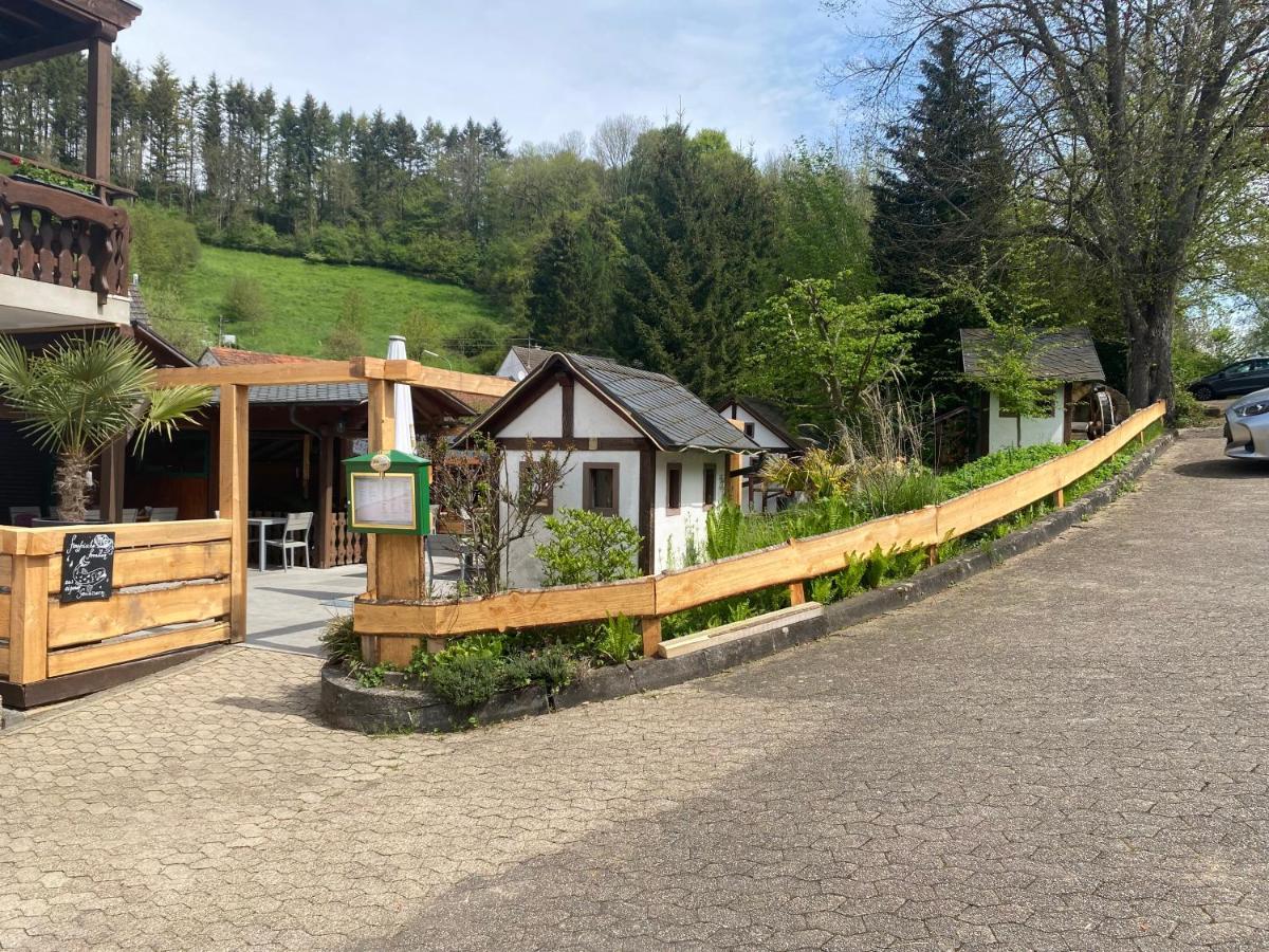 Hotel-Restaurant Theis-Muehle Бирсдорф Экстерьер фото